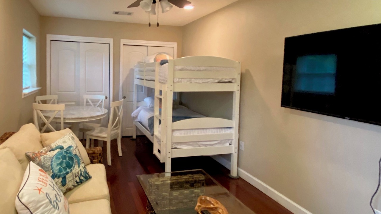 Photo of Livingroom in Fort Walton Beach