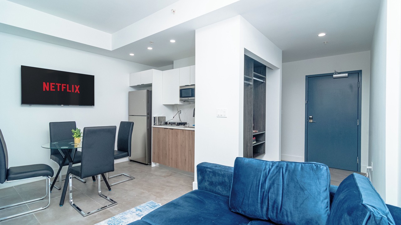 Photo of Livingroom in East Little Havana