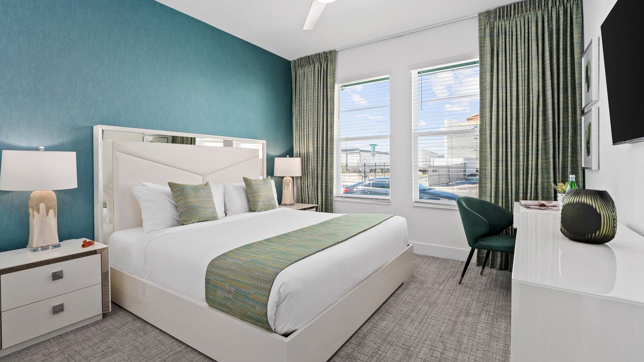 Photo of Bedroom in Florida Center