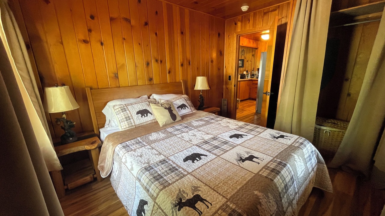 Photo of Bedroom in Oakhurst