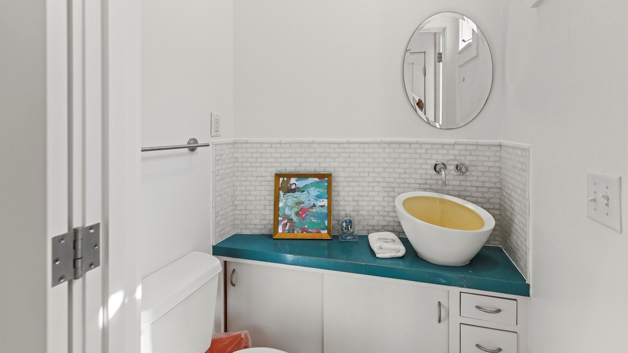Photo of Bathroom in Sunnyside