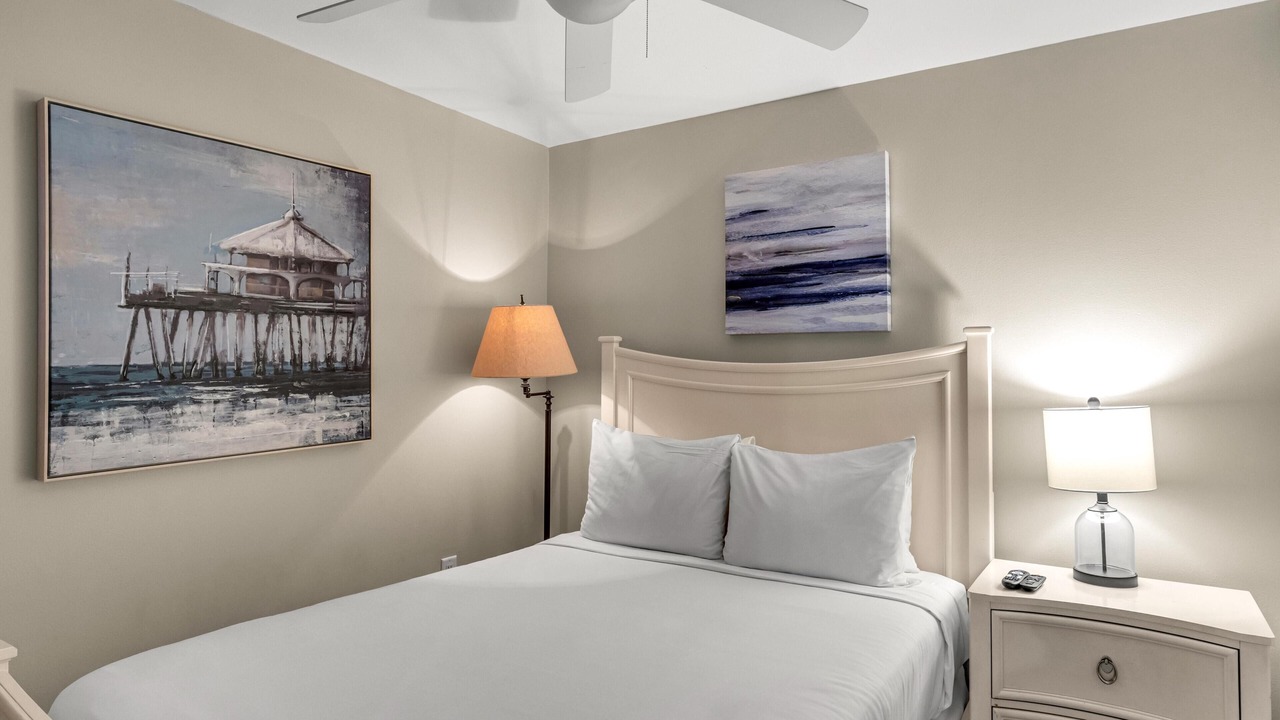 Photo of Bedroom in Baytowne Wharf