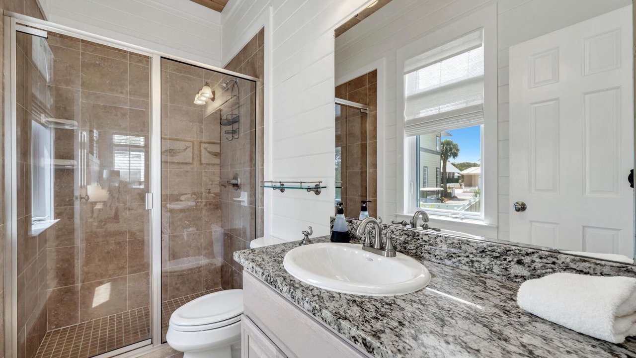 Photo of Bathroom in Sunnyside