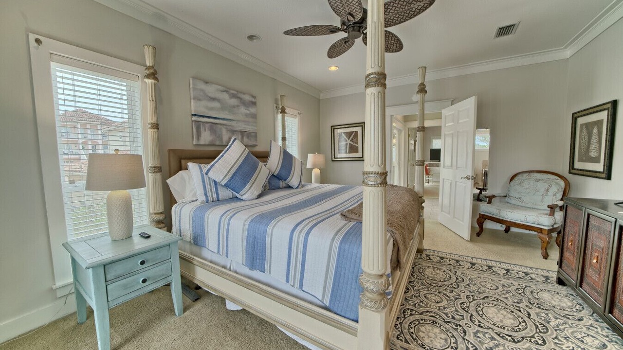 Photo of Bedroom in Fort Bay