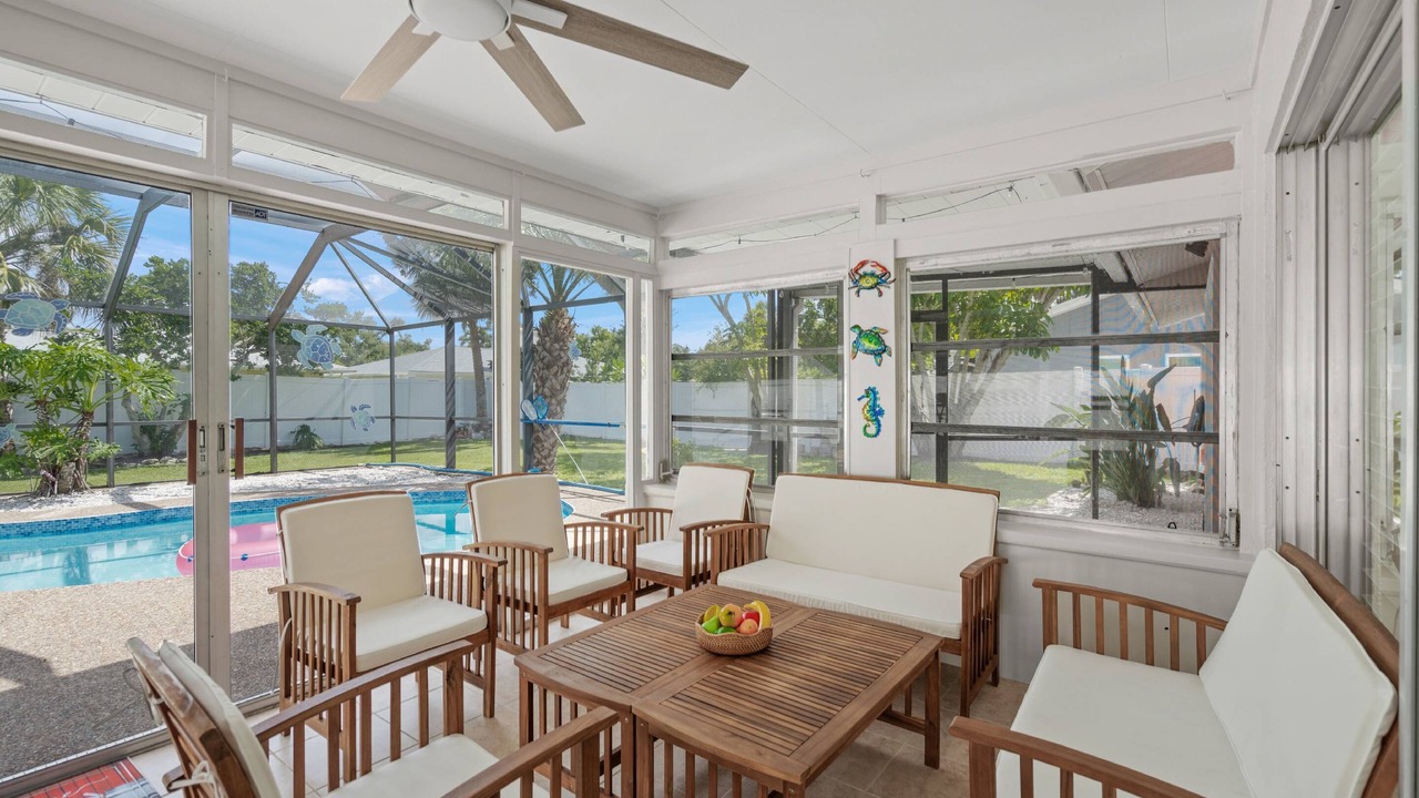 Photo of Outdoor in Gulf Gate Estates