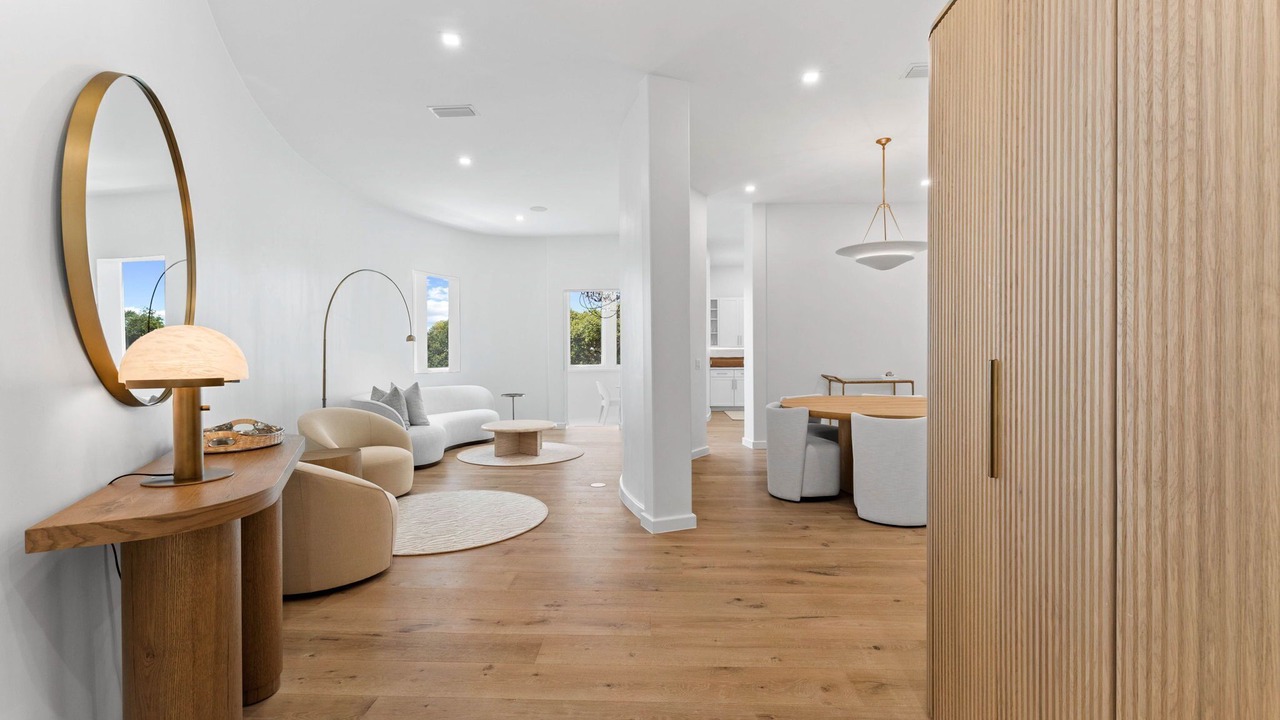 Photo of Bedroom in Seawalk Circle