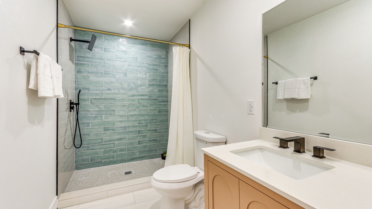 Photo of Bathroom in Southeast Pensacola