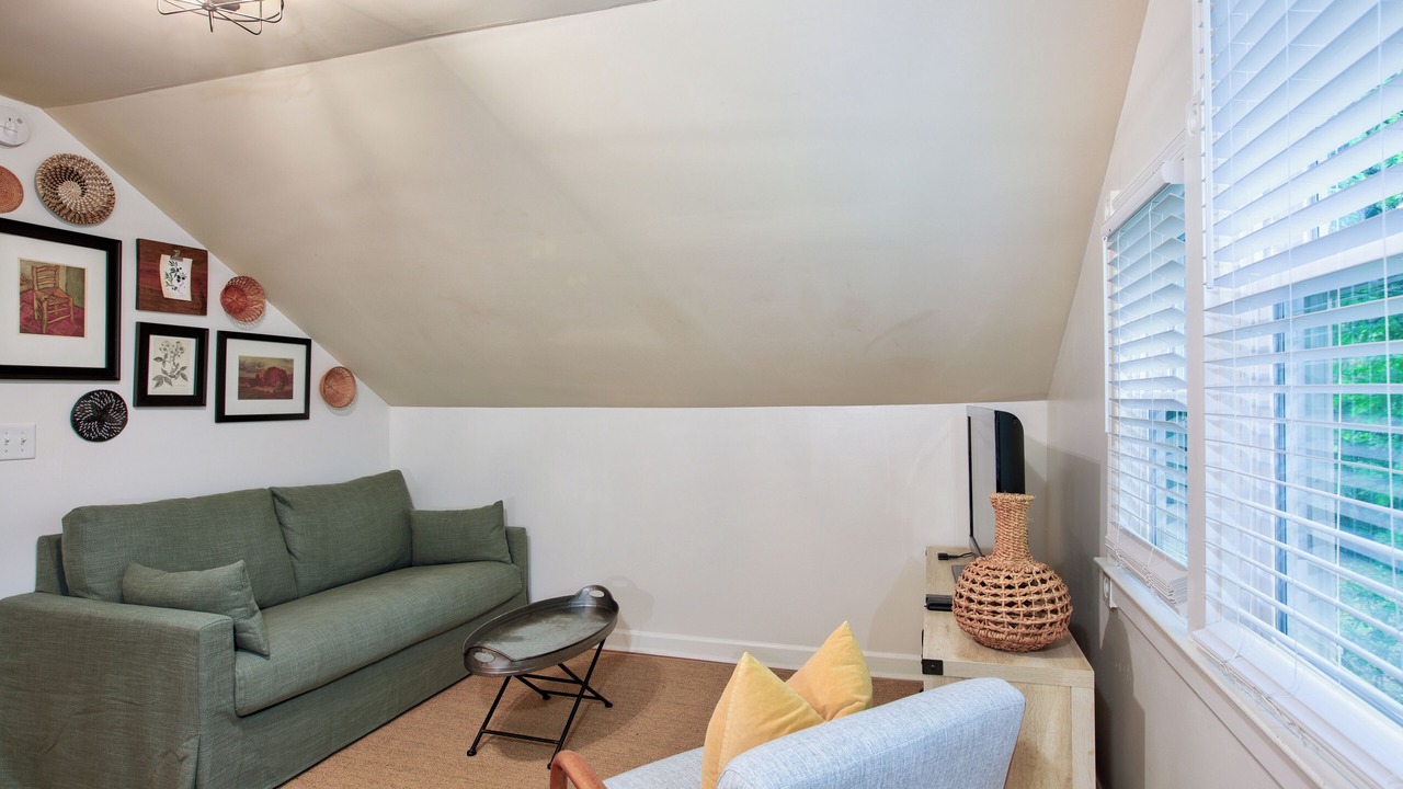 Photo of Livingroom in Winston - Salem