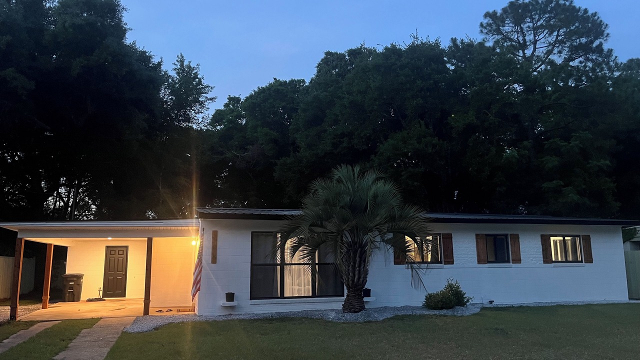 Photo of Outdoor in Southeast Pensacola