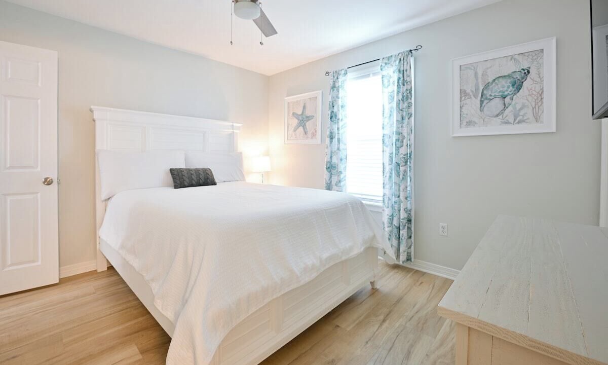 Photo of Bedroom in Seagrove Beach
