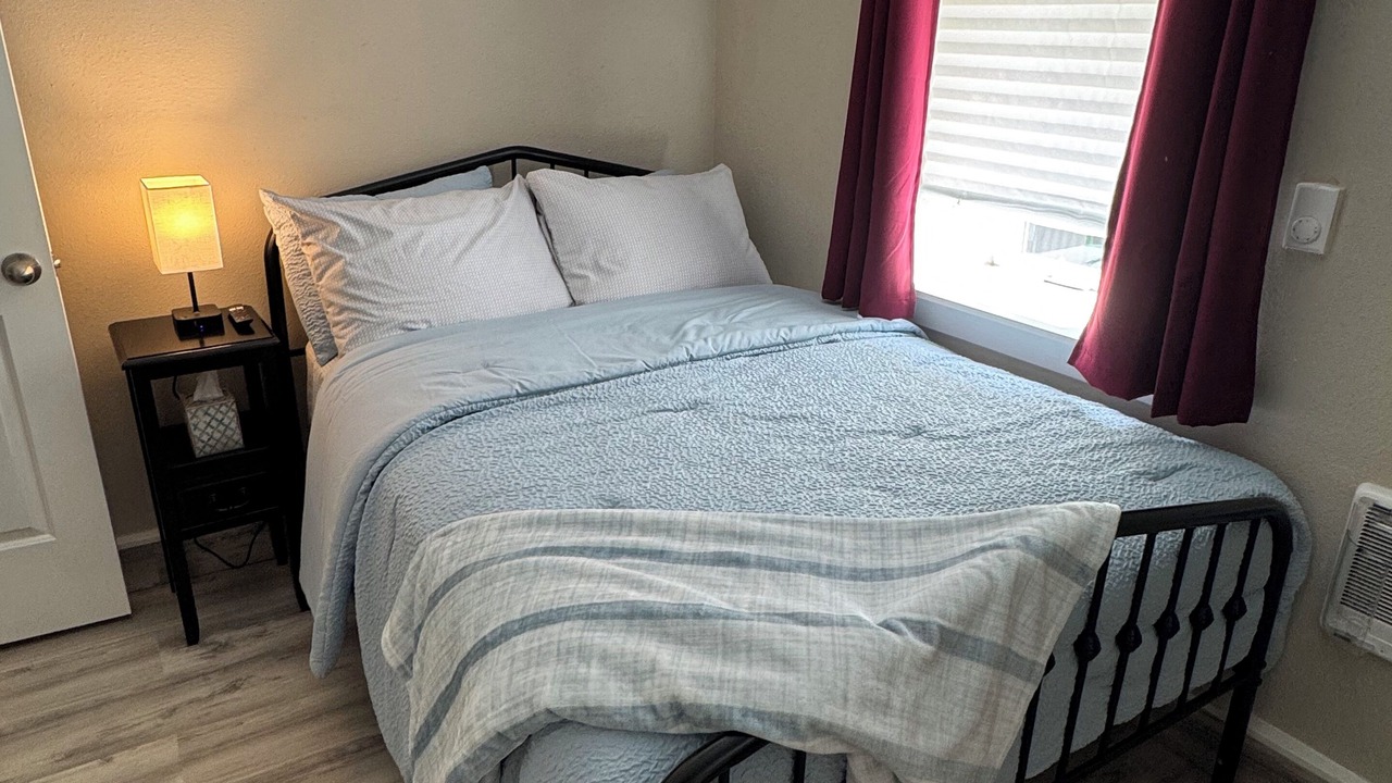 Photo of Bedroom in McLoughlin