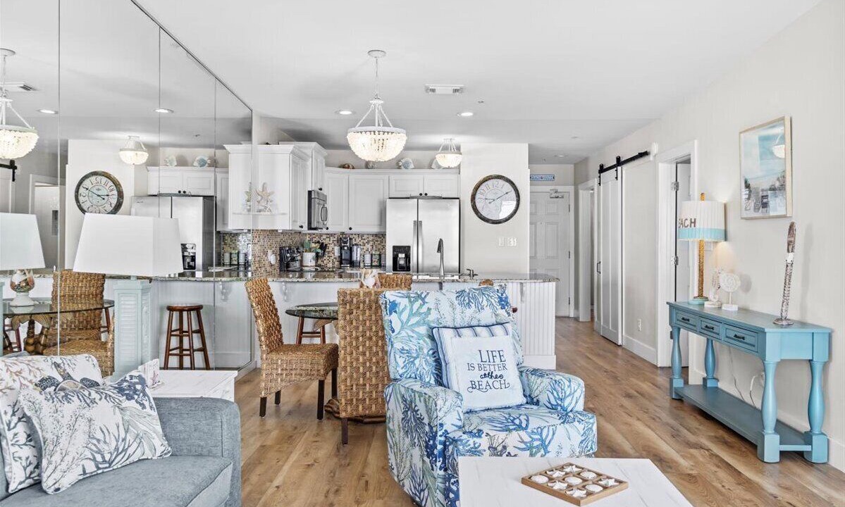 Photo of Livingroom in Miramar Beach