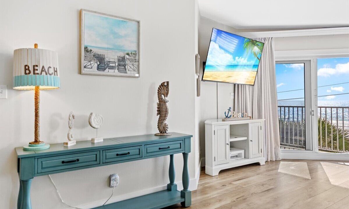 Photo of Livingroom in Miramar Beach