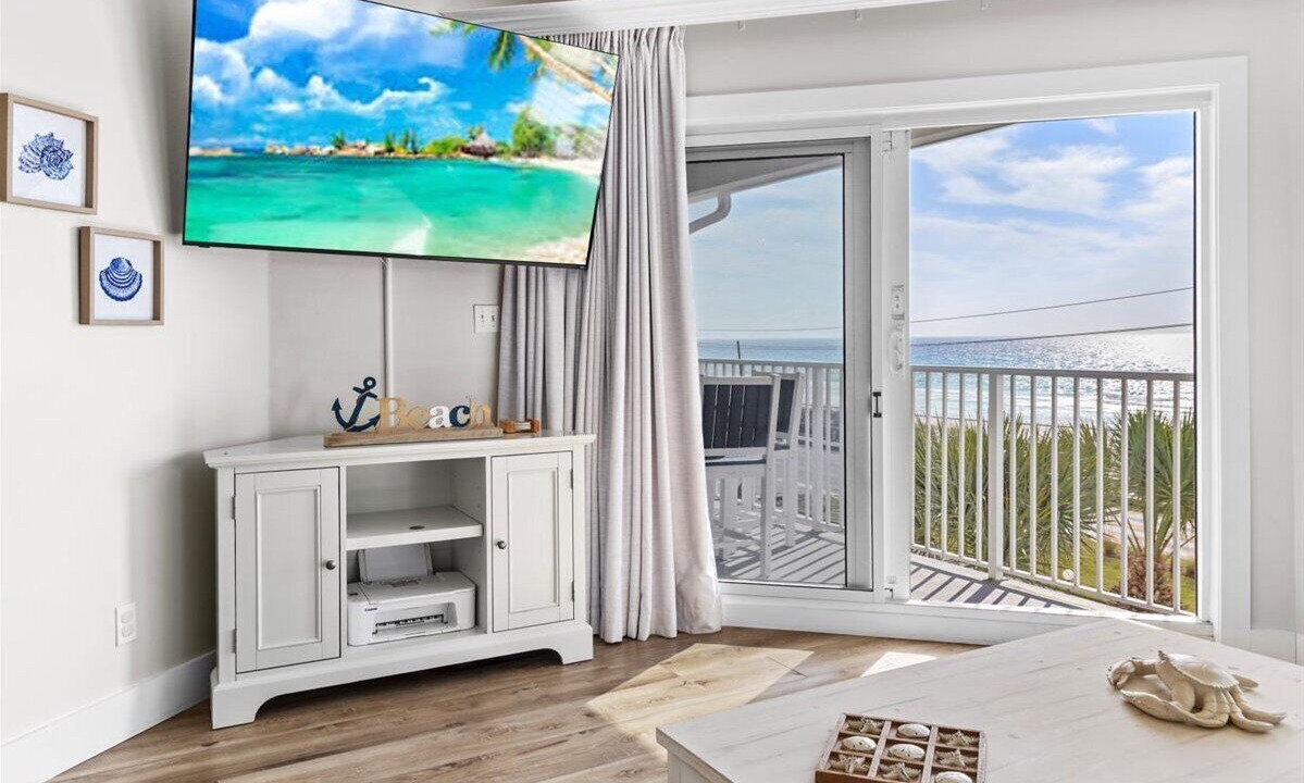 Photo of Livingroom in Miramar Beach