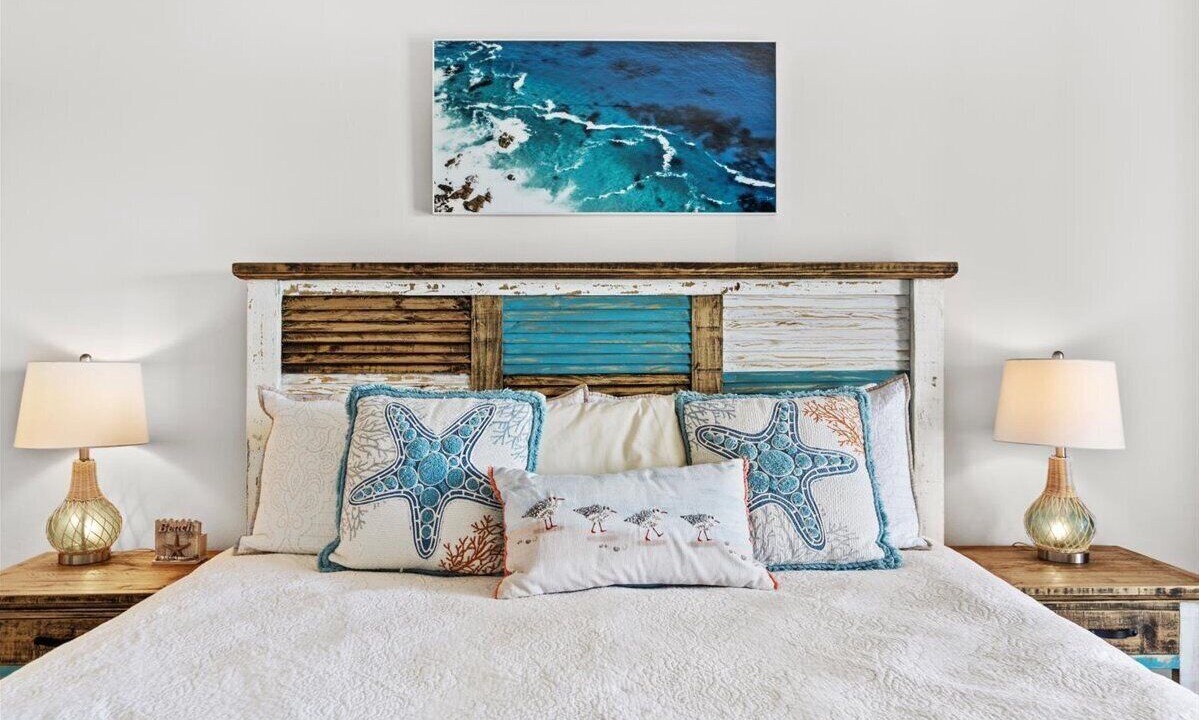 Photo of Bedroom in Miramar Beach