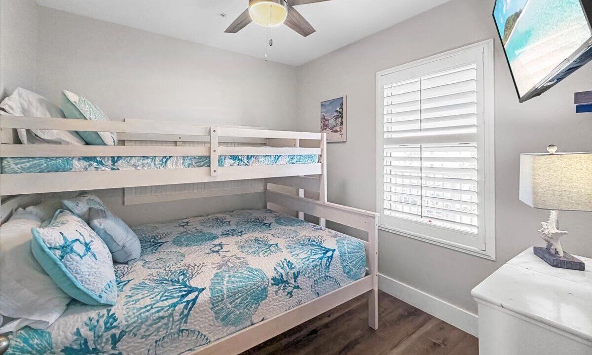 Photo of Bedroom in Miramar Beach