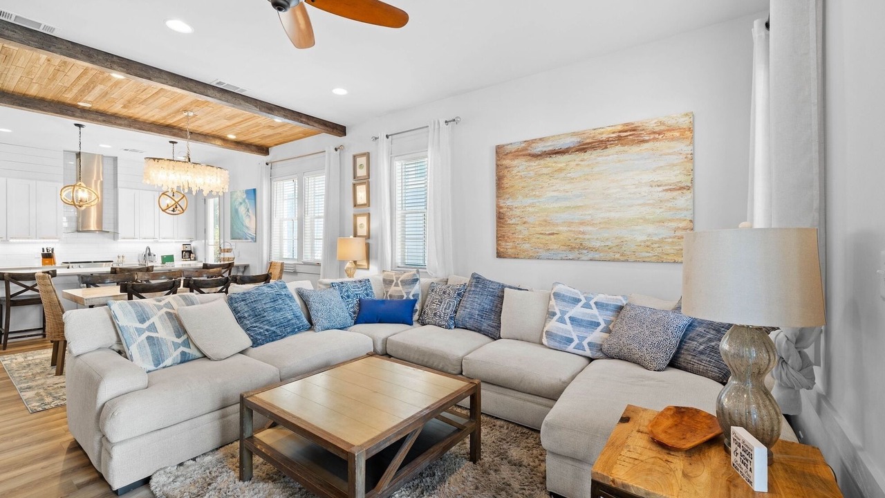 Photo of Livingroom in Alys Beach