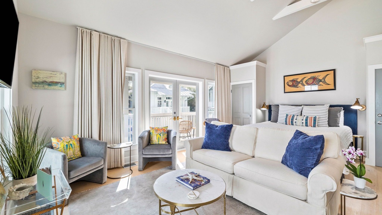 Photo of Livingroom in Rosemary Beach