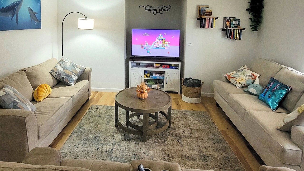 Photo of Livingroom in Northwest Pensacola