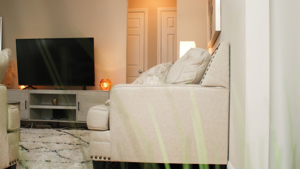 Photo of Livingroom in East Brunswick