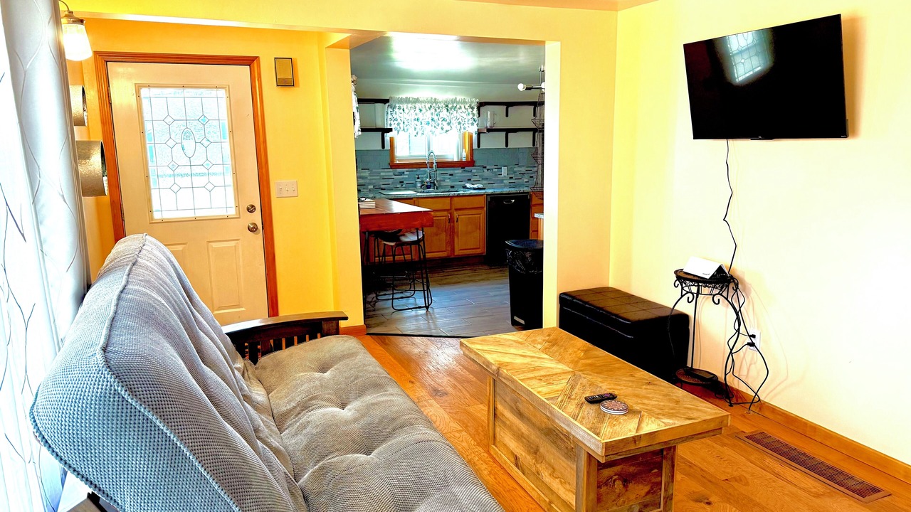 Photo of Livingroom in Champion