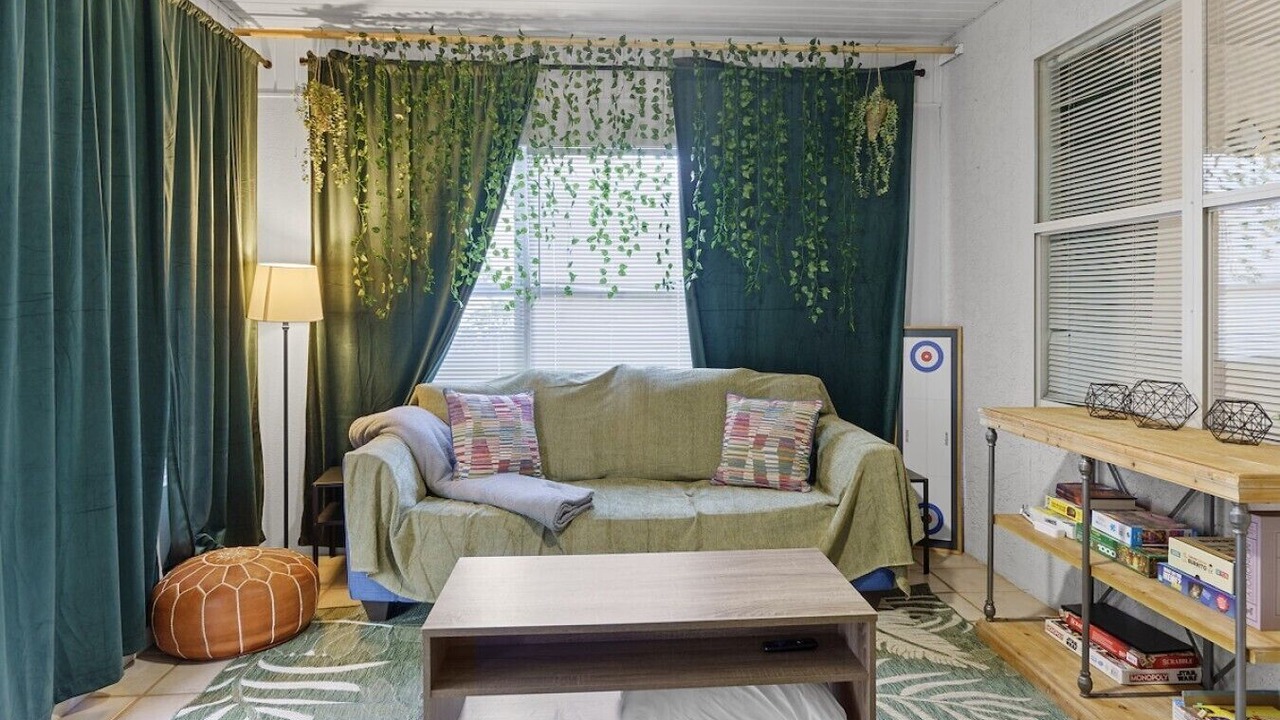 Photo of Livingroom in Sunnyside
