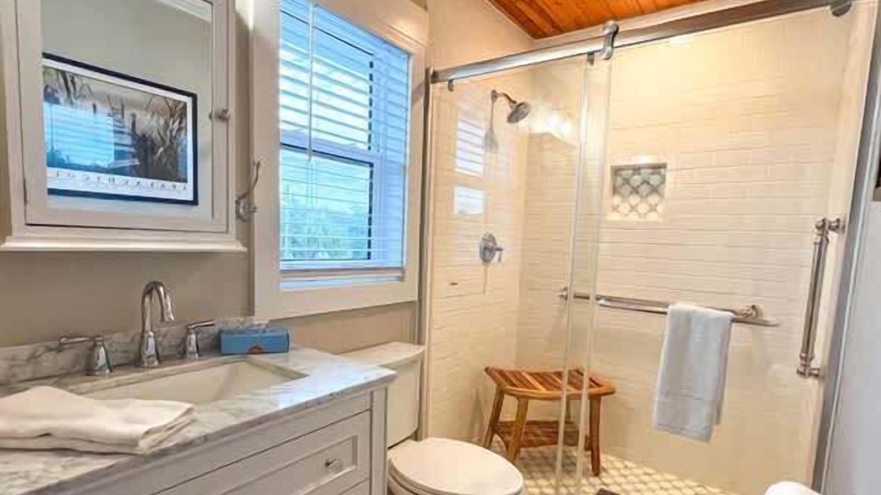 Photo of Bathroom in Indian Pass