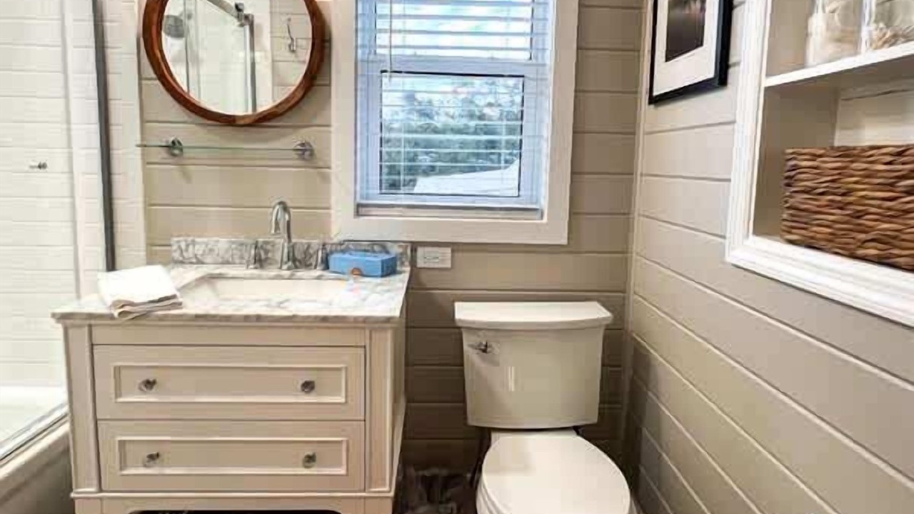 Photo of Bathroom in Indian Pass