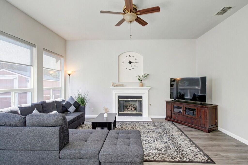 Photo of Livingroom in North Natomas