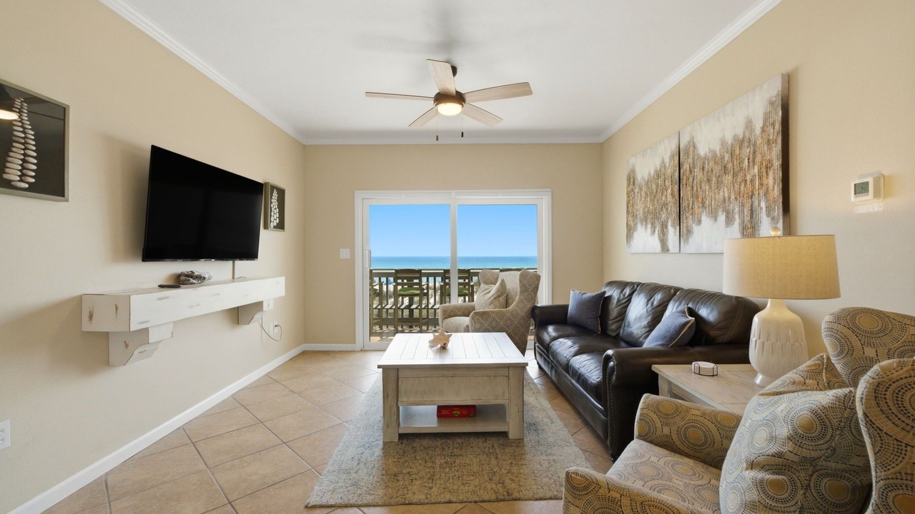 Photo of Livingroom in Pensacola Beach