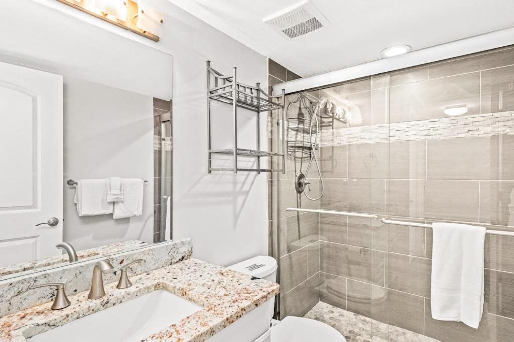 Photo of Bathroom in Sunnyside
