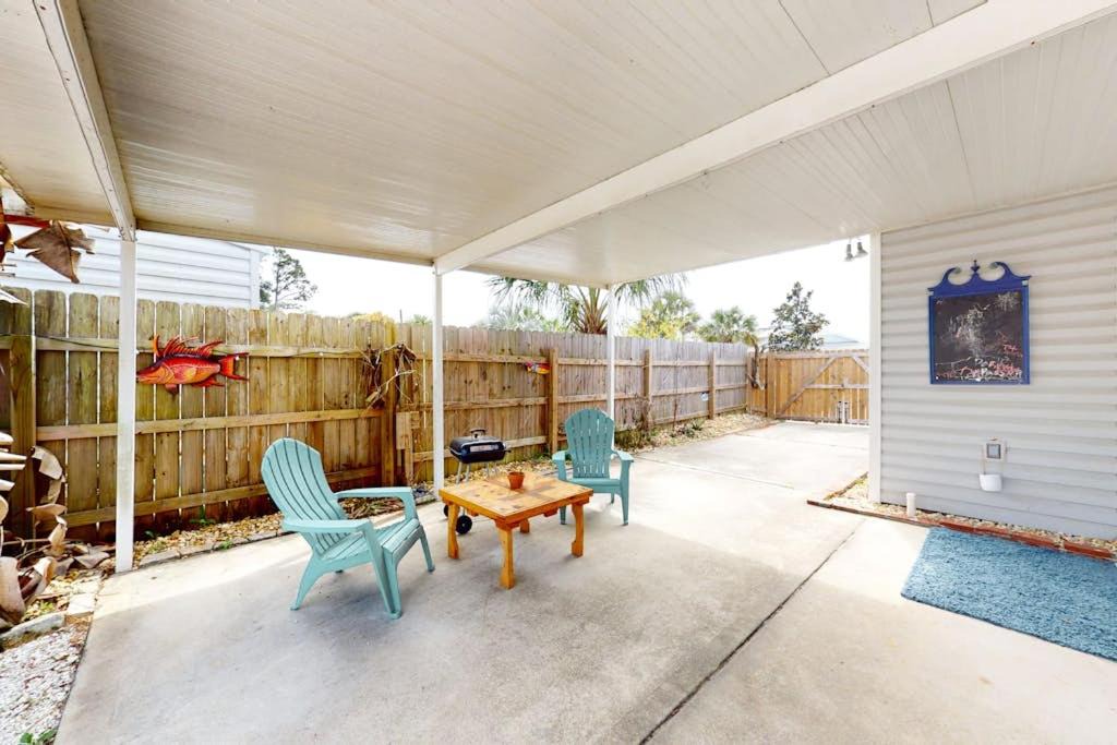 Photo of Patio Balcony in Biltmore Beach