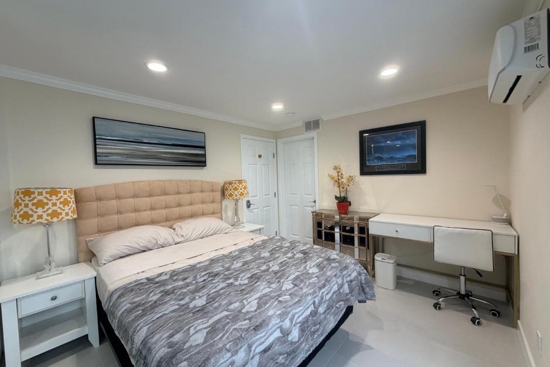 Photo of Bedroom in Sunset Beach
