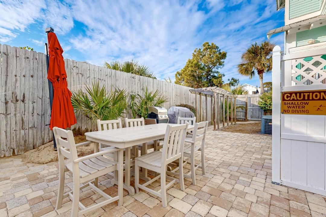 Photo of Patio Balcony in Village of Sugar Beach