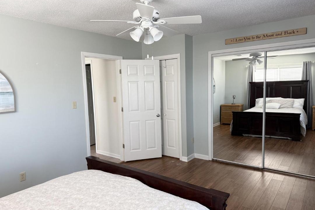 Photo of Bedroom in Navarre Beach