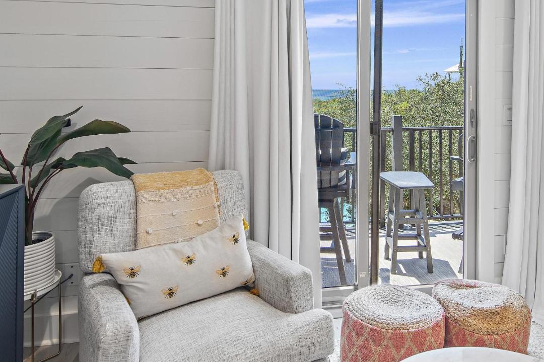 Photo of Patio Balcony in Inlet Beach