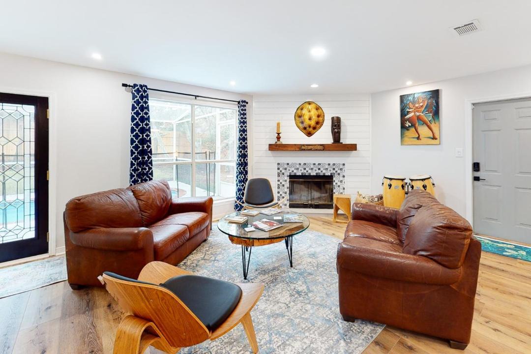 Photo of Livingroom in Pensacola