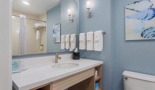 Standard Room, 2 Queen Beds, Bay View