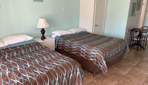 Basic Double Room, 2 Queen Beds