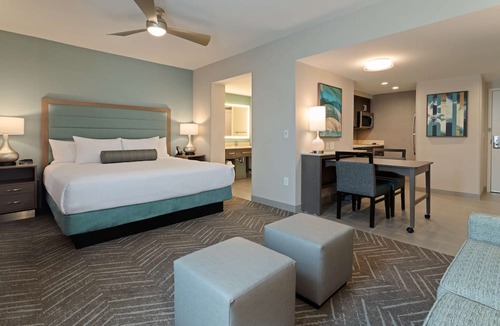 Panama City Beach Hotel | Homewood Suites by Hilton Panama City Beach