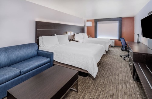Colorado Springs Hotel | Holiday Inn Express & Suites Colorado Springs AFA Northgate by IHG