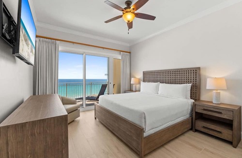 Thomas Drive Condo | Sterling Beach Resort by Panhandle Getaways