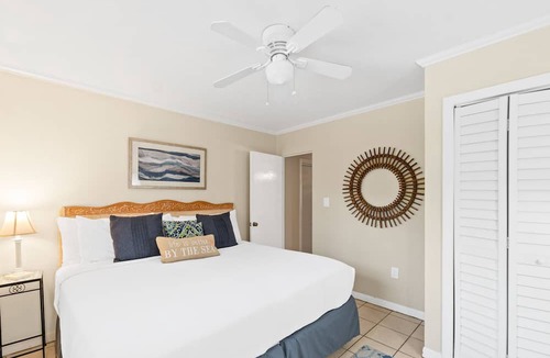 Laguna Beach Estates Condo | Adorable Beach Cottages in Panama City Beach by Panhandle Getaways