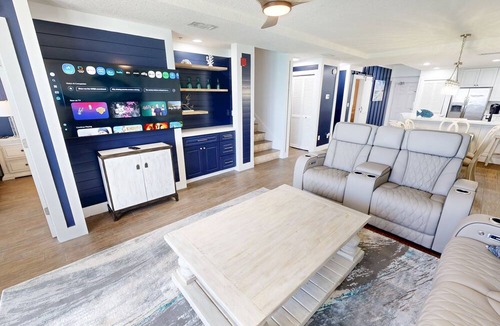 Crystal Beach Condo | The Inn At Crystal Beach Ph 702 4 Bedroom Condo