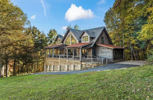 Glenville Cottage | Scenic Sanctuary w/Mtn Views: Glenville Lodge
