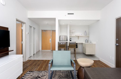 Villa Sabine Hotel | Holiday Inn Express Pensacola Beach by IHG