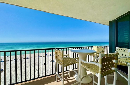 Gulf Lagoon Beach Condo | Pelican Walk 506 - Pet Friendly Condo on the Beach!