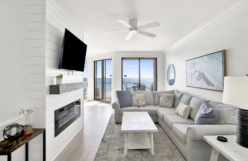Orange Beach East Condo | Beachfront 1BR + Bunk Alcove @ Phoenix X Sleeps 6 Next to Flora-Bama
