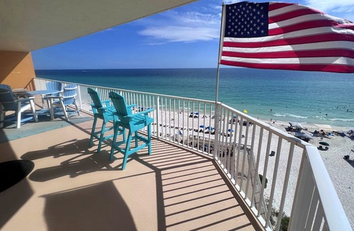 Lower Grand Lagoon Condo | Tina's Treasure Island Luxury Beach Condo-3BR 6th Flr-Free Beach Chairs/Umbrella