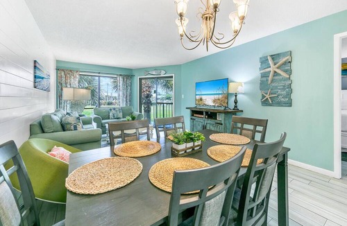 Panama City Beach Condo | ⛵Great Location-Balcony-Edgewater Golf Villa 1409⛵